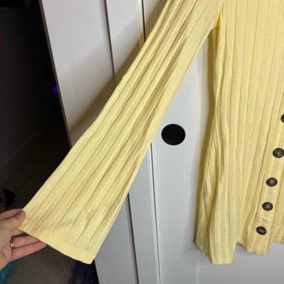 NWT Reformation Benton Buttercream Yellow Button Down Rib Knit Dress Small - Picture 4 of 7